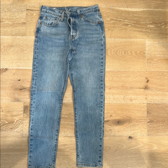 Levi's Light Blue Skinny Jeans - Picture 1 of 4